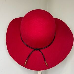 Elegant Red wool Women's Hat